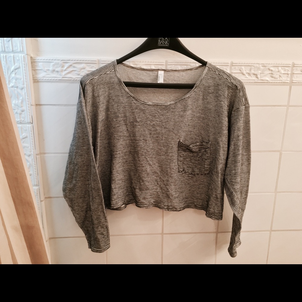 American Apparel Cropped Longsleeve